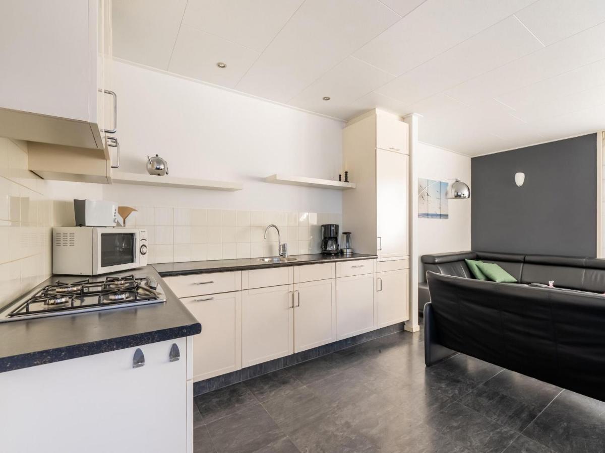 Vakantiehuis Inviting In With Terrace